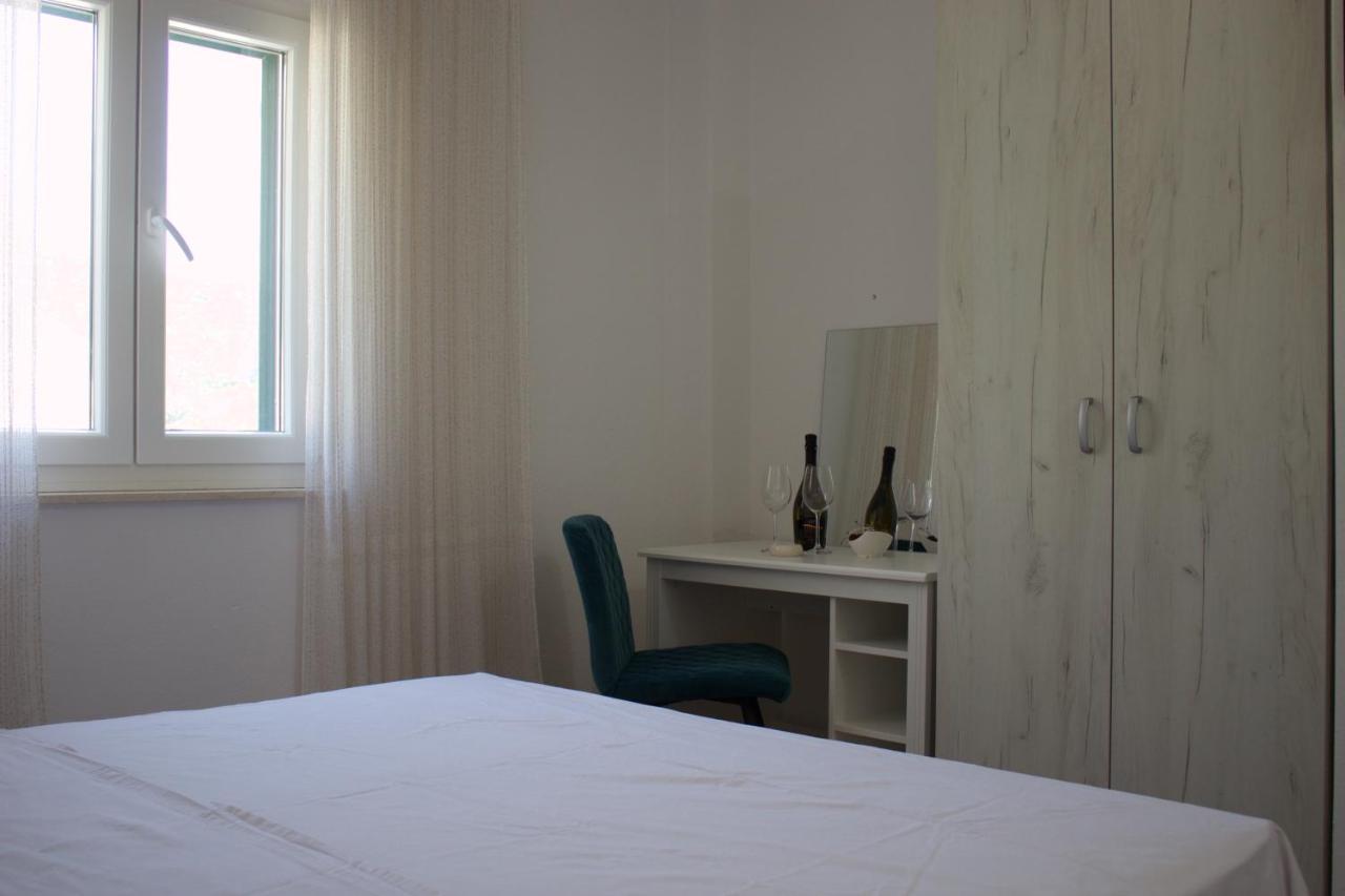 Apartmani Bauk 푸치스차 외부 사진